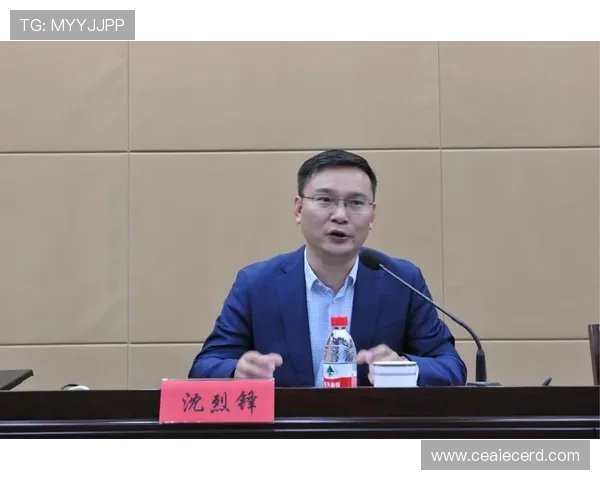 冯潇足球生涯全景回顾与个人成就详细介绍