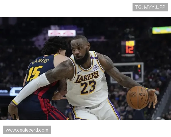 詹姆斯与足球明星激烈争论引发体育界热议,谁才是真正的运动之王 詹姆斯与足球明星激烈争论引发体育界热议,谁才是真正的运动之王