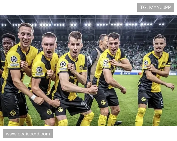 足球明星莫伦斯的职业生涯与成就全面解析 足球明星莫伦斯的职业生涯与成就全面解析